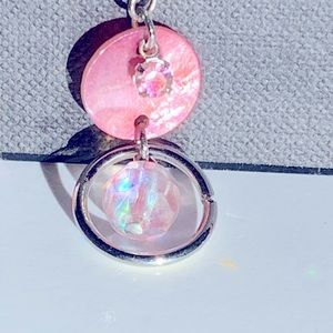 🌷NWT Genuine Pink Shell Earrings with Faceted Pink Beads & Silver Tone Accents